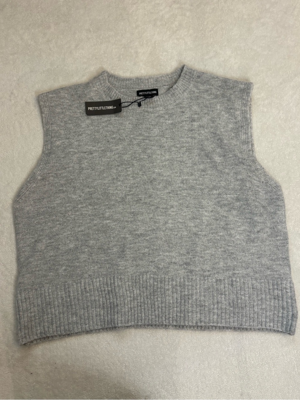 PRETTYLITTLETHING Gray Sleeveless Knit Sweater Vestr